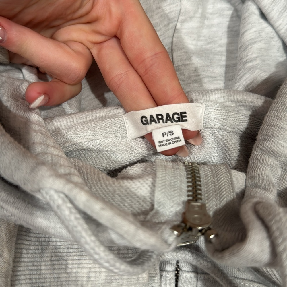 Garage Light Gray Cocoon Zipper Hoodie Cropped - Picture 3 of 5